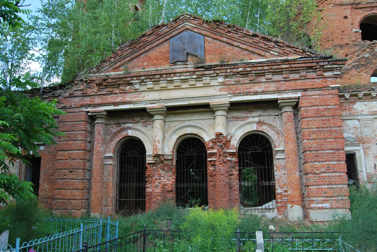 Церковь Всех Святых, Крапивна (Щёкинский район, Тульская область). архитектурные детали
