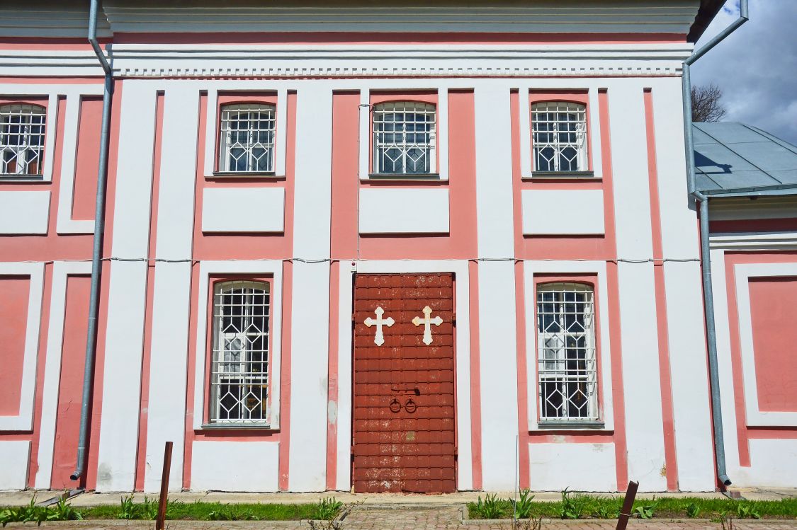 Церковь Параскевы Пятницы, Тросна (Щёкинский район, Тульская область). архитектурные детали