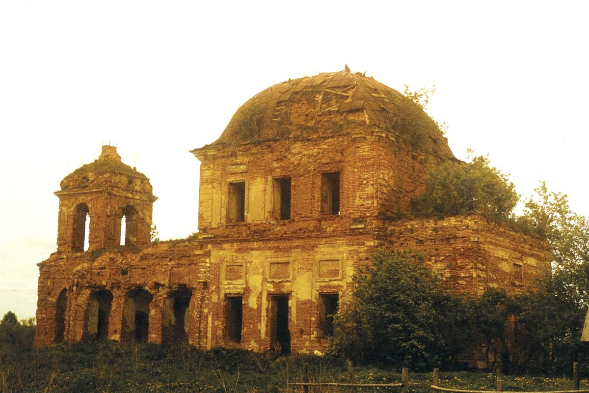 фасады. Церковь Воскресения Христова, Супруты (Щёкинский район, Тульская область)
