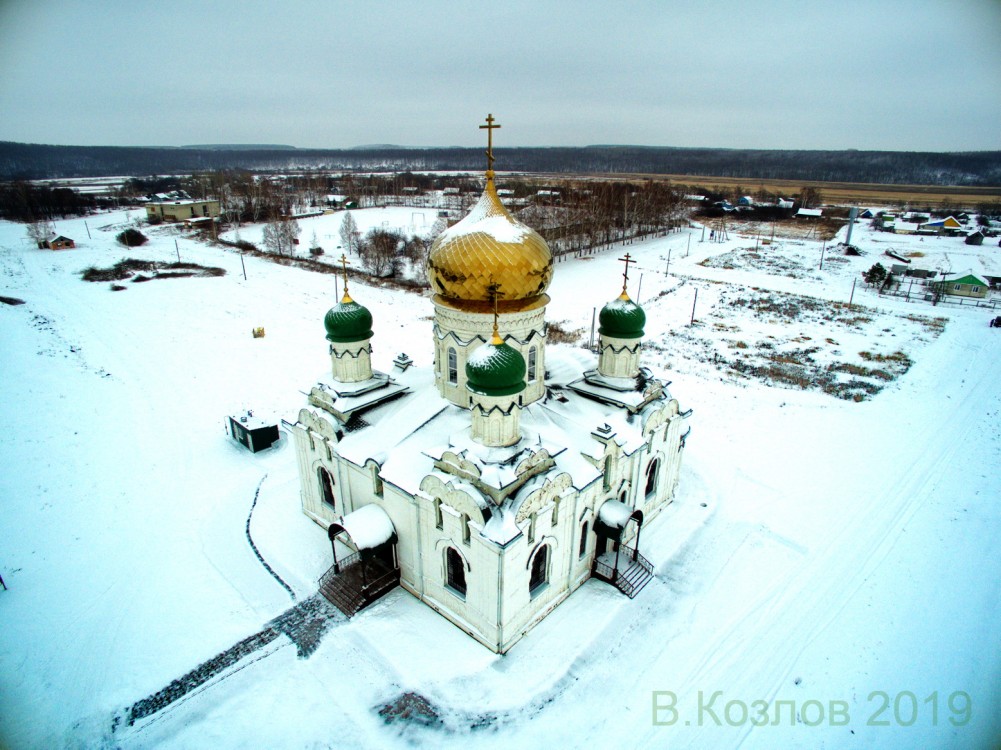 Церковь Михаила Архангела, Большая Лука (Вадинский район, Пензенская область). общий вид в ландшафте