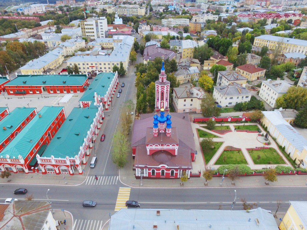 Калуга. Церковь Рождества Пресвятой Богородицы. общий вид в ландшафте, Вид с востока, фото с квадрокоптера