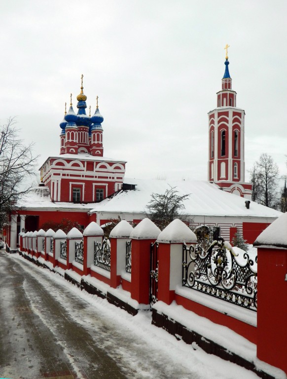 Калуга. Церковь Рождества Пресвятой Богородицы. фасады