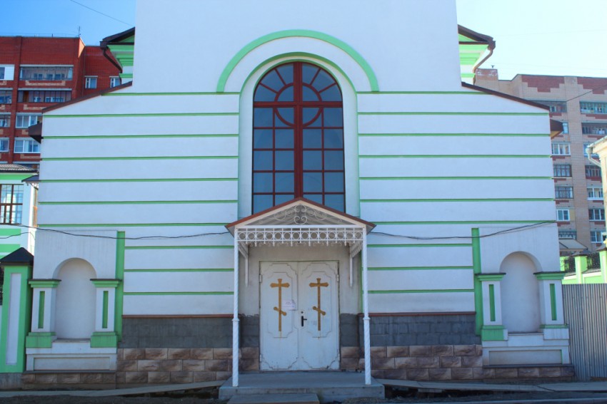 Церковь Василия Блаженного, Калуга (Калуга, город, Калужская область). архитектурные детали, Вход в храм