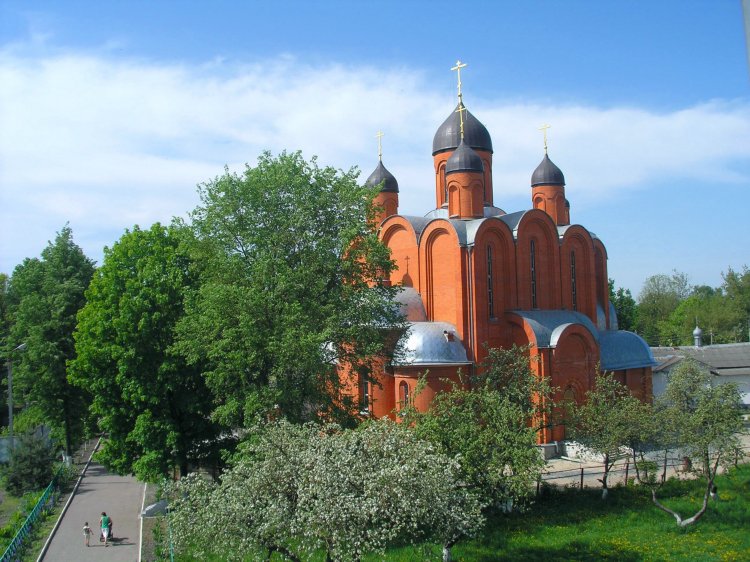 В городе Брянске строят храм