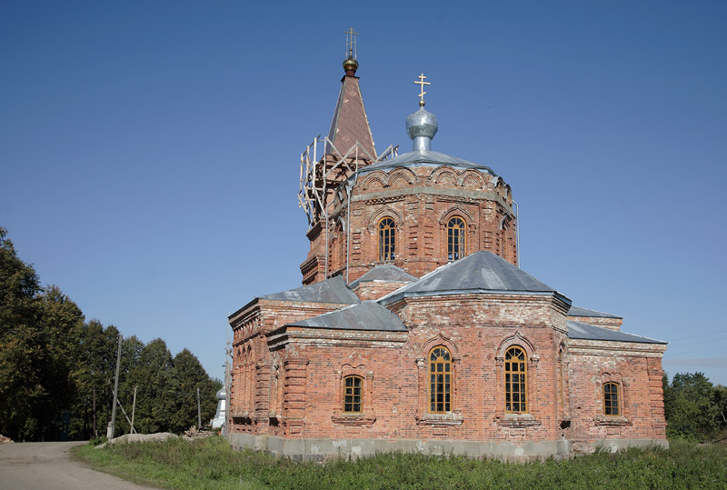 Церковь Николая Чудотворца, Фоминичи (Кировский район, Калужская область). фасады