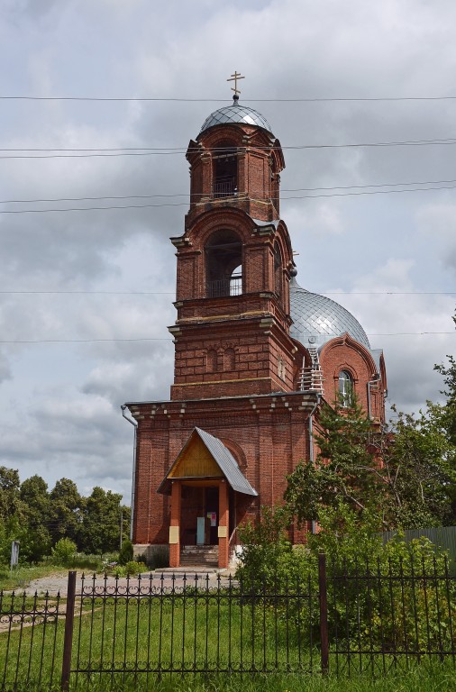 Сосновка. Церковь Покрова Пресвятой Богородицы. фасады