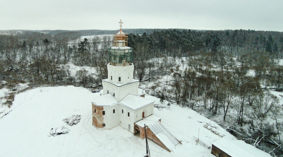 Сенницы 2-е. Церковь Вознесения Господня. общий вид в ландшафте