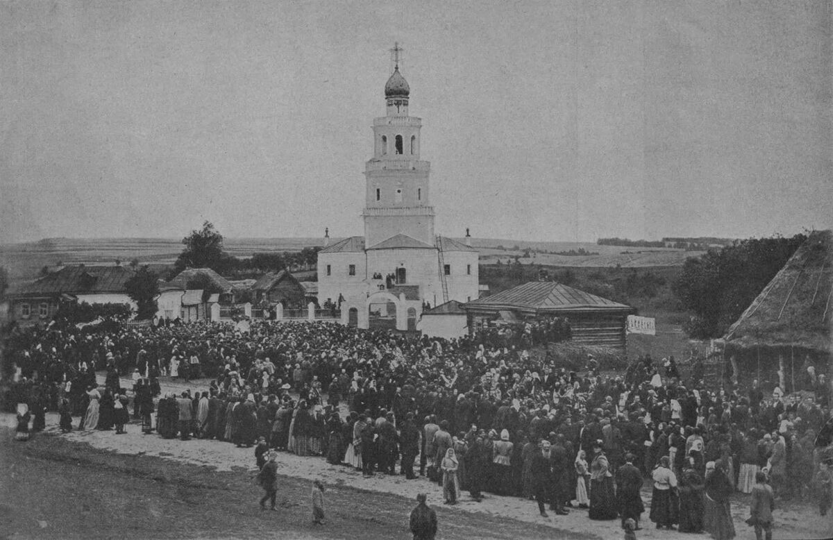 Церковь Вознесения Господня, Сенницы 2-е (Озёрский городской округ, Московская область). архивная фотография, Похороны графа Ф.Э. Келлера, 1904 год. Источник:Журнал 
