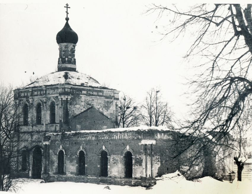 Церковь Успения Пресвятой Богородицы, Белые Колодези (Озёрский городской округ, Московская область). фасады