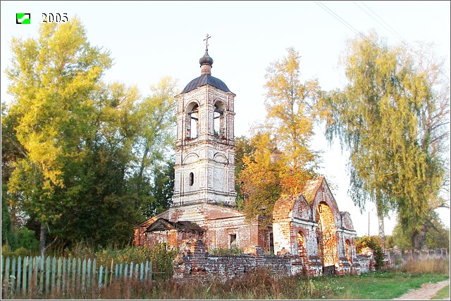 Церковь Воскресения Христова, Воскресенское (Камешковский район, Владимирская область). фасады