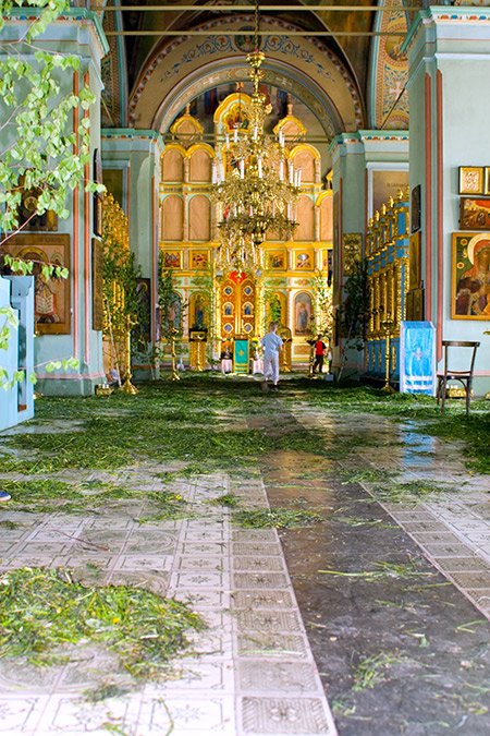 Безводное. Церковь Троицы Живоначальной (новая). интерьер и убранство