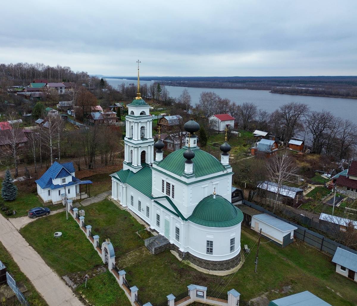 Церковь Преображения Господня, Татинец (Кстовский район, Нижегородская область). общий вид в ландшафте