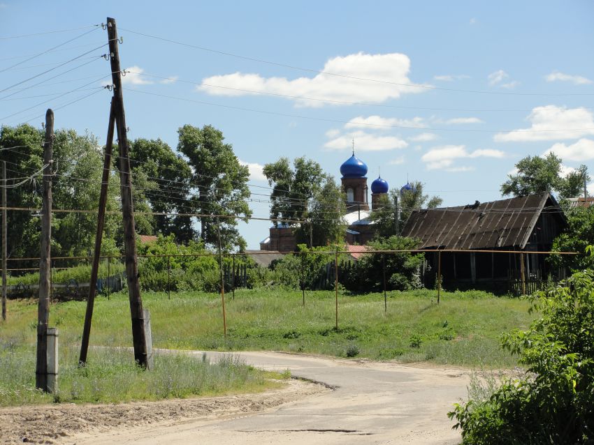 Церковь Покрова Пресвятой Богородицы, Иванырс (Лунинский район, Пензенская область). общий вид в ландшафте