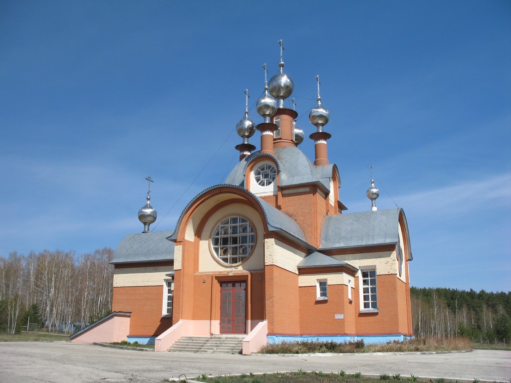 Лесной Вьяс. Церковь Димитрия Солунского. фасады, Храм Дмитрия Солунского