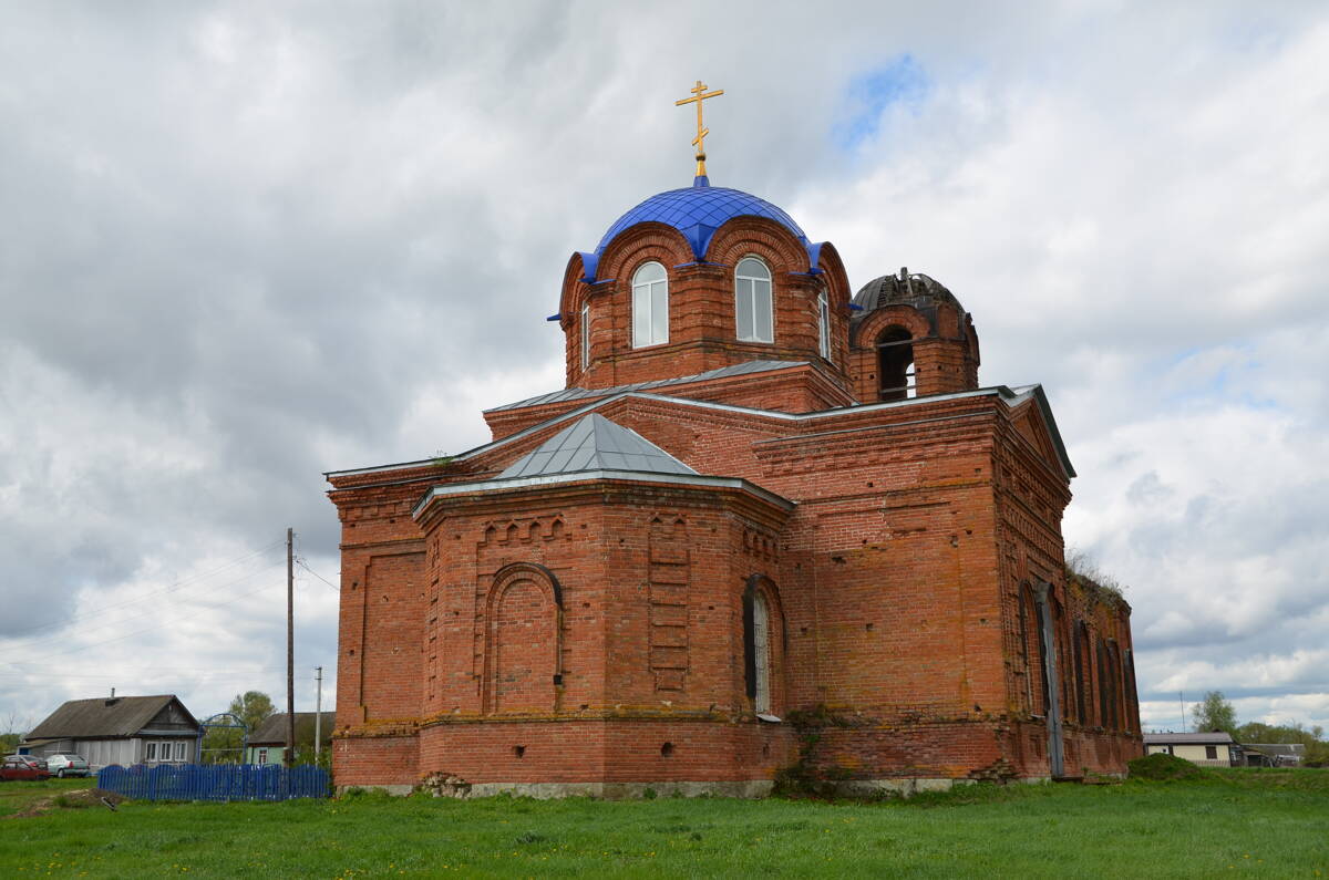 Церковь Покрова Пресвятой Богородицы, Болотниково (Лунинский район, Пензенская область). фасады