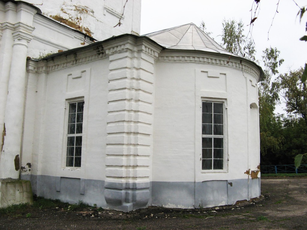 Церковь Воскресения Христова, Уварово (Иссинский район, Пензенская область). архитектурные детали, Апсида храма 