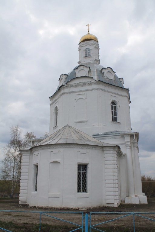 Церковь Воскресения Христова, Уварово (Иссинский район, Пензенская область). фасады, Фасады