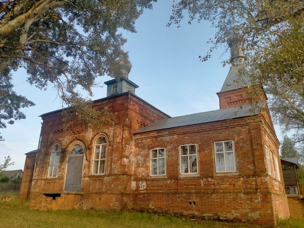 Церковь Покрова Пресвятой Богородицы, Ниловка (Земетчинский район, Пензенская область). фасады