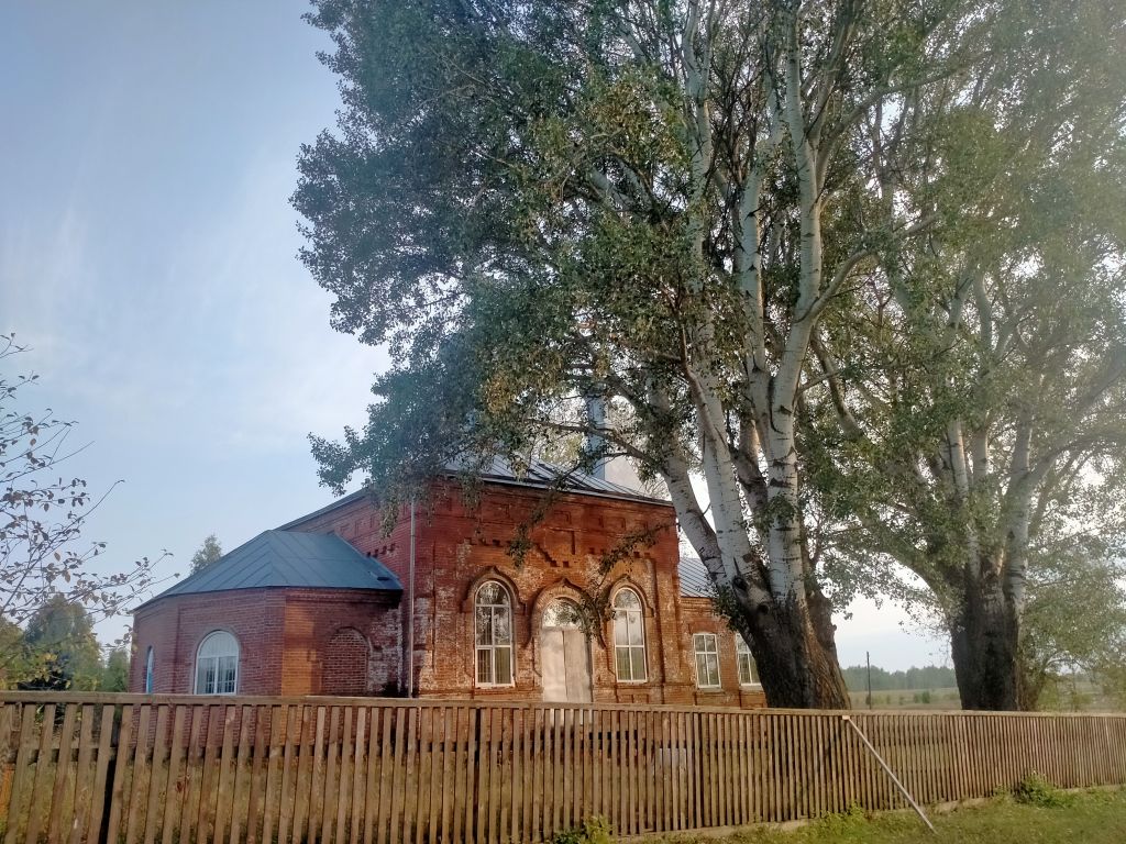 Церковь Покрова Пресвятой Богородицы, Ниловка (Земетчинский район, Пензенская область). фасады