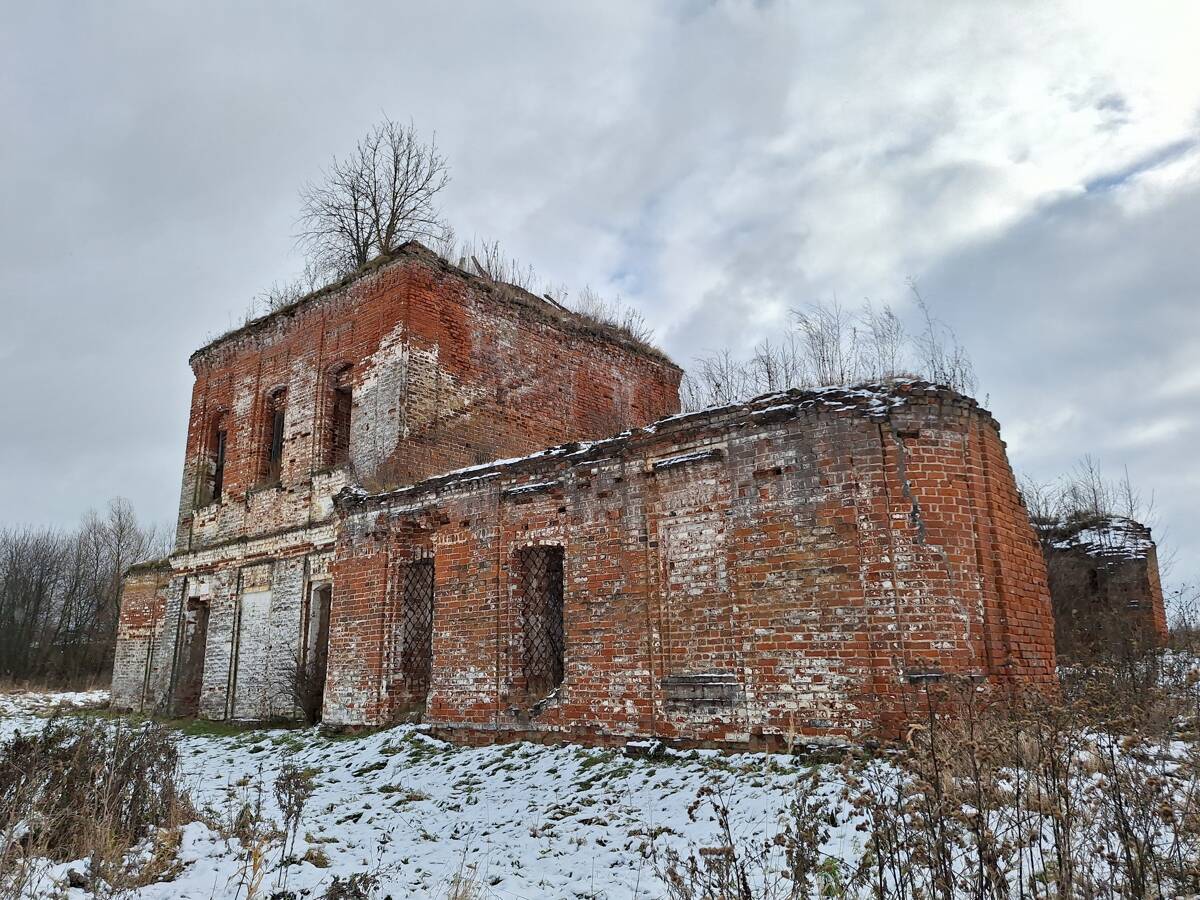 Церковь Казанской иконы Божией Матери и Илии Пророка, Раменье (Ярославский район, Ярославская область). фасады