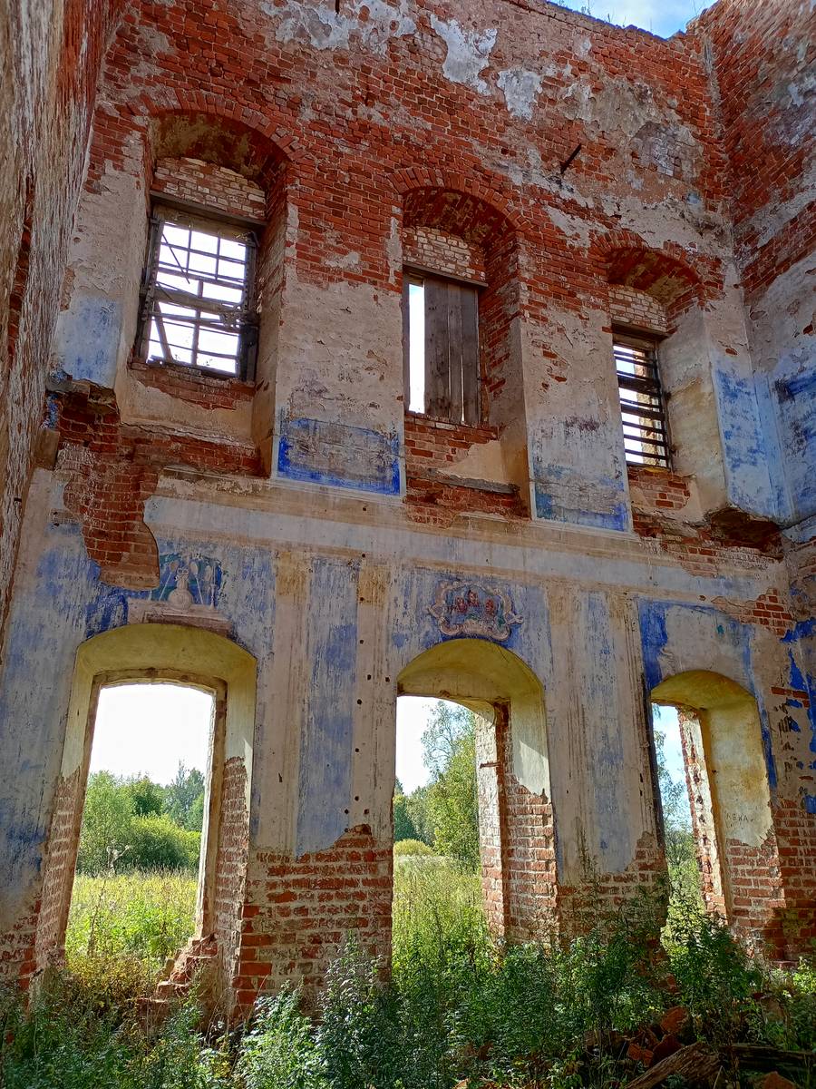 Церковь Казанской иконы Божией Матери и Илии Пророка, Раменье (Ярославский район, Ярославская область). архитектурные детали