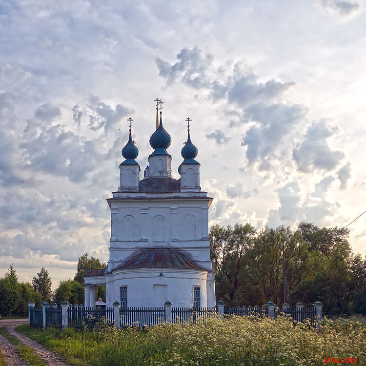 Давыдово. Церковь Рождества Христова. фасады