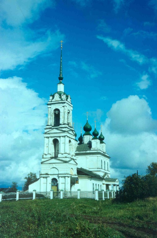 Церковь Рождества Христова, Давыдово (Ярославский район, Ярославская область). фасады