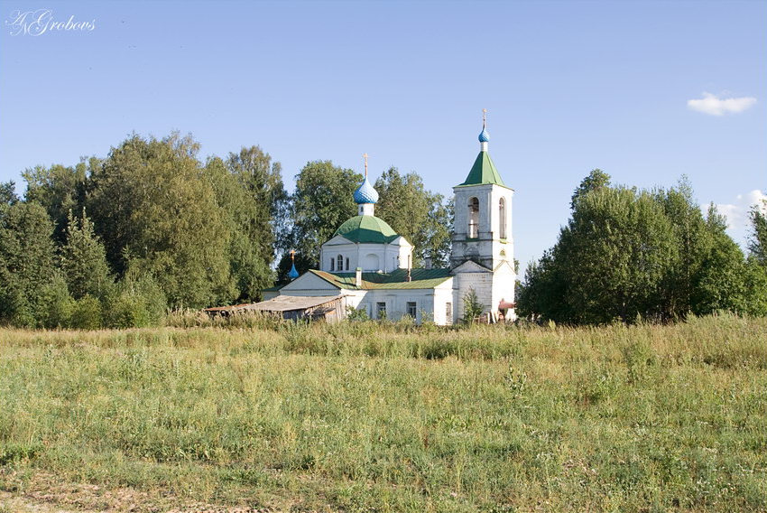 Церковь Воскресения Христова, Глазово (Даниловский район, Ярославская область). общий вид в ландшафте, Внешний вид