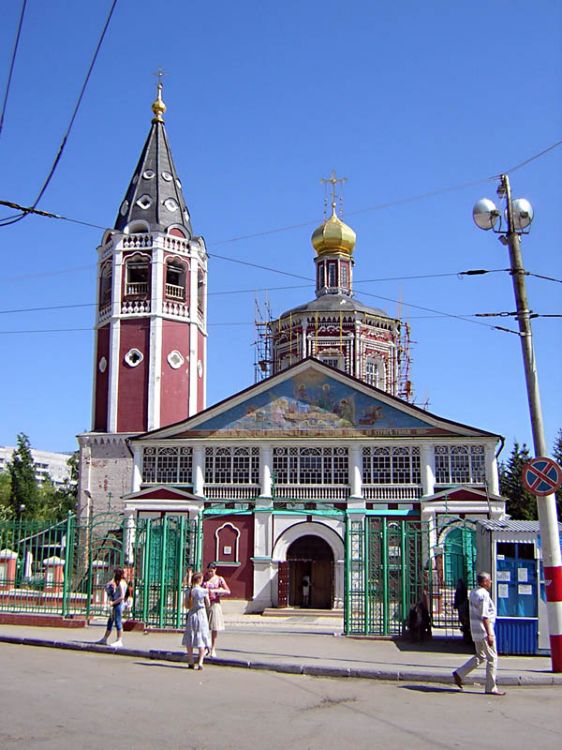 Кафедральный собор Троицы Живоначальной, Саратов (Саратов, город, Саратовская область). фасады
