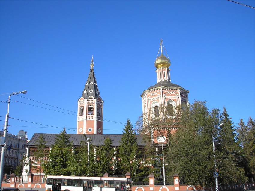 Кафедральный собор Троицы Живоначальной, Саратов (Саратов, город, Саратовская область). фасады
