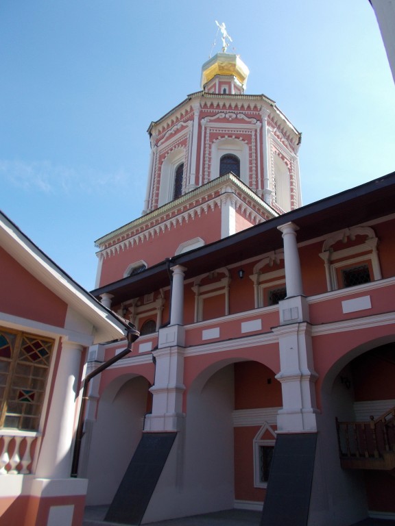 Кафедральный собор Троицы Живоначальной, Саратов (Саратов, город, Саратовская область). архитектурные детали