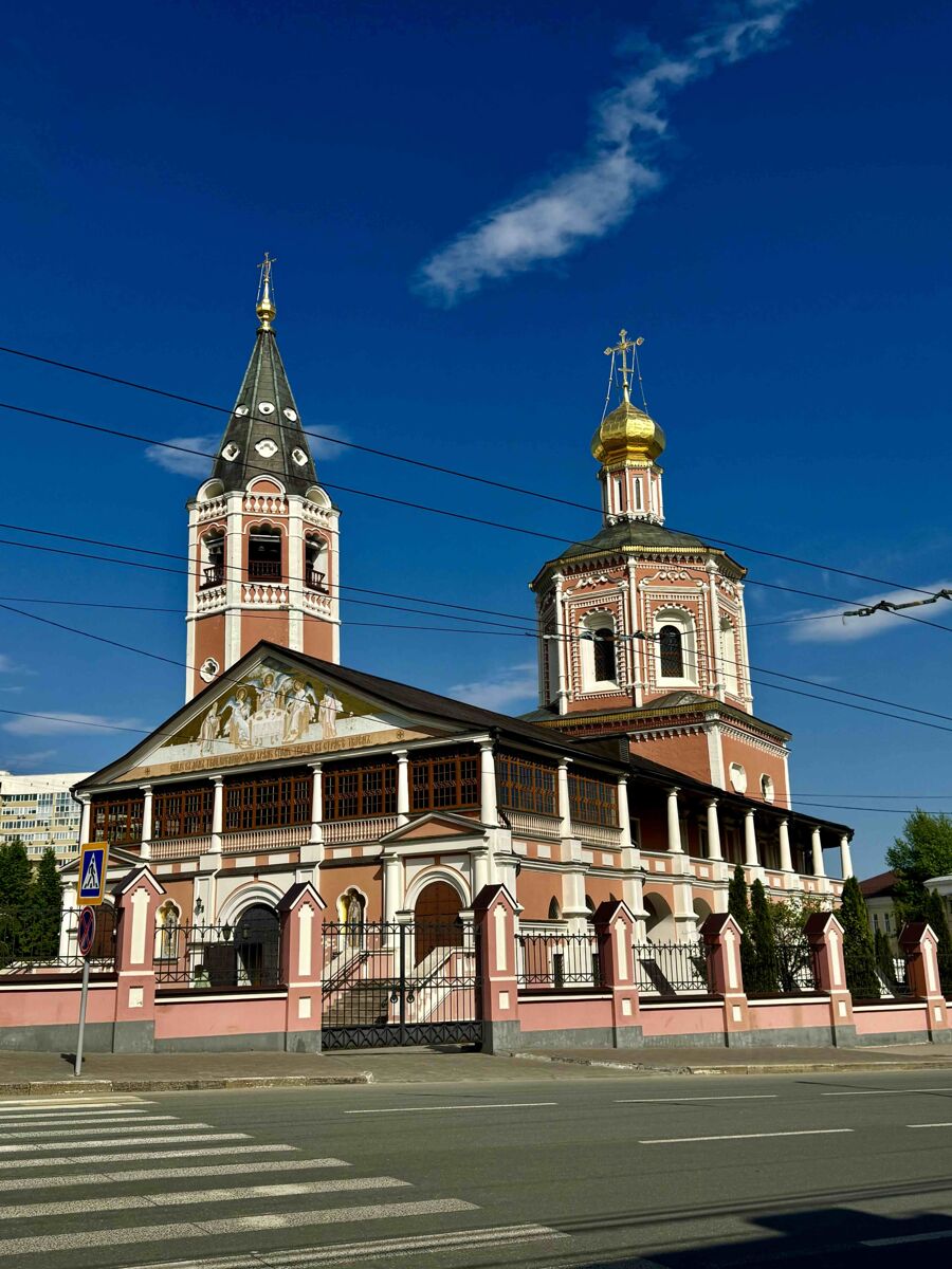 Кафедральный собор Троицы Живоначальной, Саратов (Саратов, город, Саратовская область). фасады