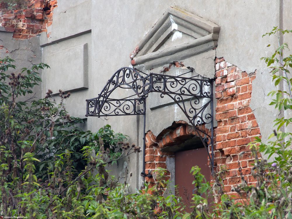 Церковь Космы и Дамиана, Кузьмадино (Юрьев-Польский район, Владимирская область). архитектурные детали
