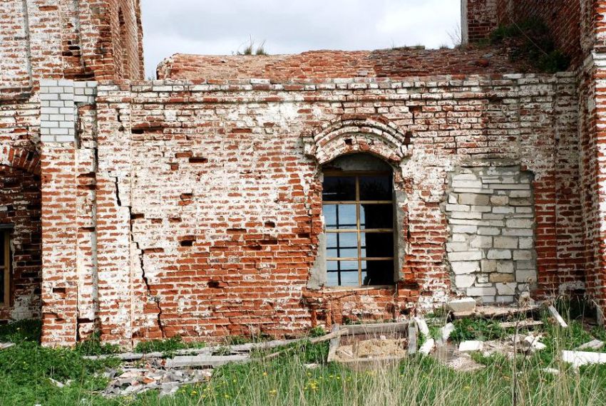 Крутово. Церковь Благовещения Пресвятой Богородицы. архитектурные детали, трапезная .южный фасад