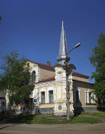 Часовня Смоленской иконы Божией Матери, Осташков (Осташковский городской округ, Тверская область). фасады, Вальский столп		      