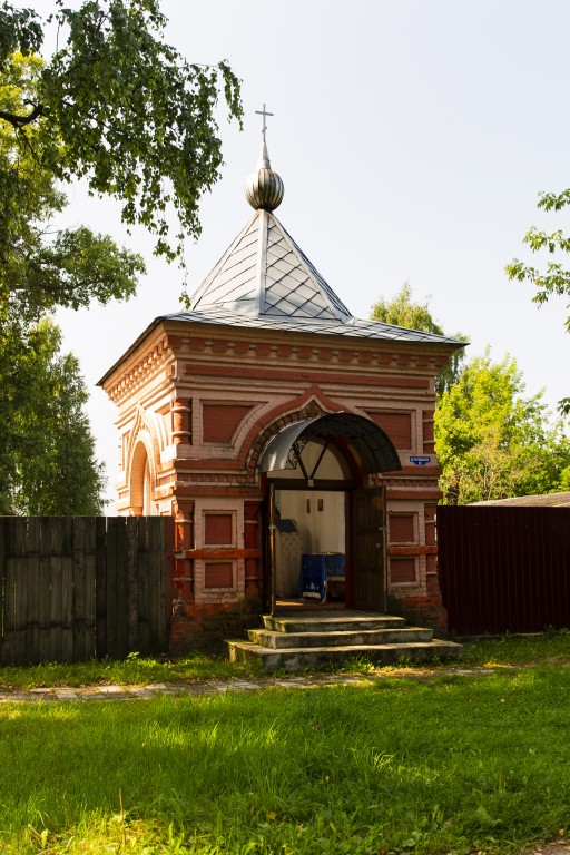 Часовня Ксении Петербургской, Осташков (Осташковский городской округ, Тверская область). фасады