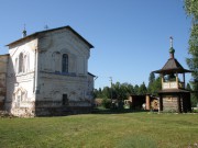 Юношеское. Троицкий Павло-Обнорский мужской монастырь