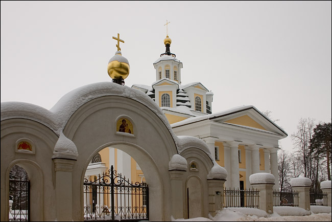 Церковь Николая Чудотворца, Николо-Прозорово (Мытищинский городской округ и гг. Долгопрудный, Лобня, Московская область). фасады