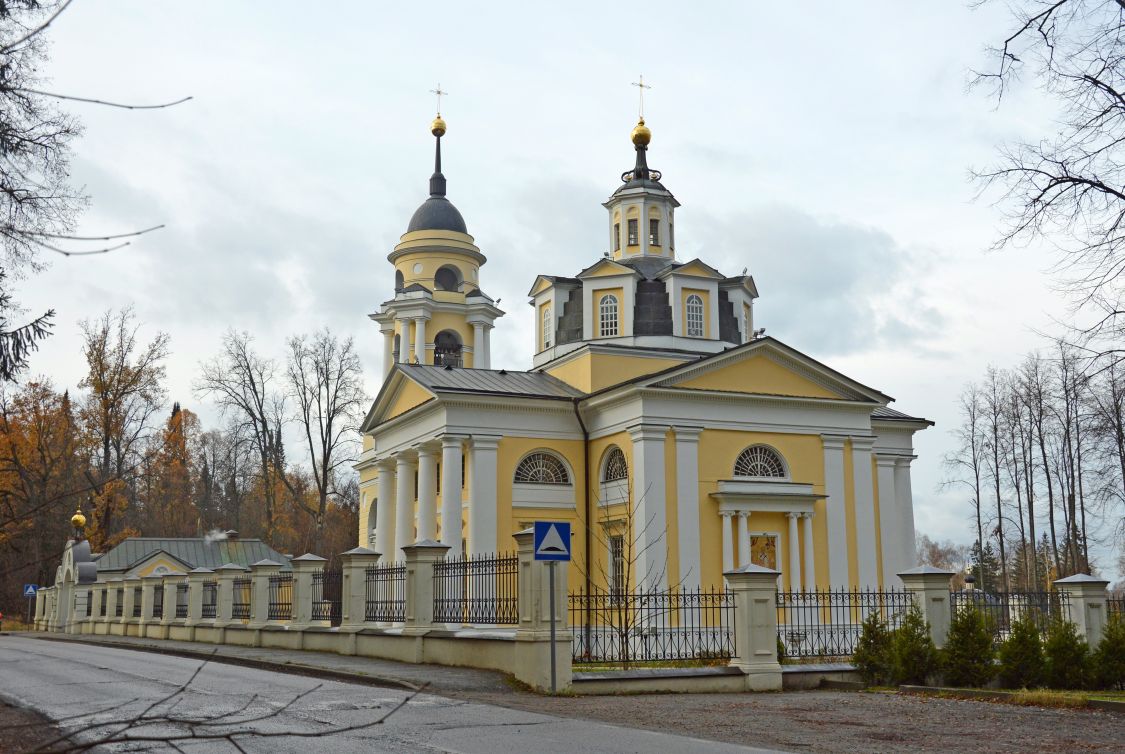 Церковь Николая Чудотворца, Николо-Прозорово (Мытищинский городской округ и гг. Долгопрудный, Лобня, Московская область). фасады