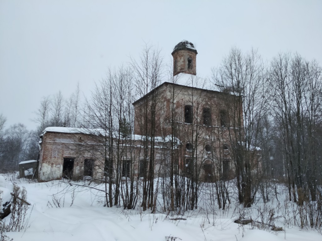 Собор Богоявления Господня, Любим (Любимский район, Ярославская область). фасады