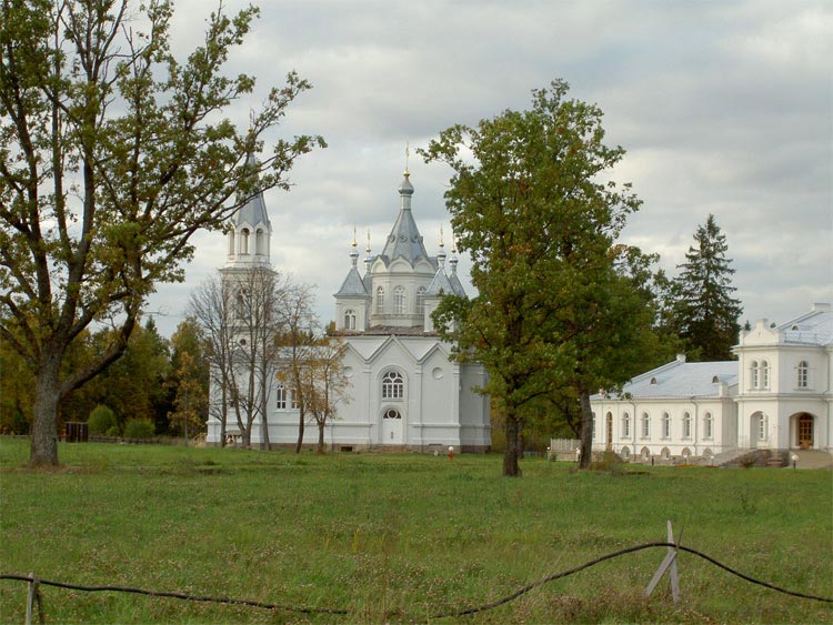 Церковь Смоленской иконы Божией Матери, Поги (Тосненский район, Ленинградская область). фасады