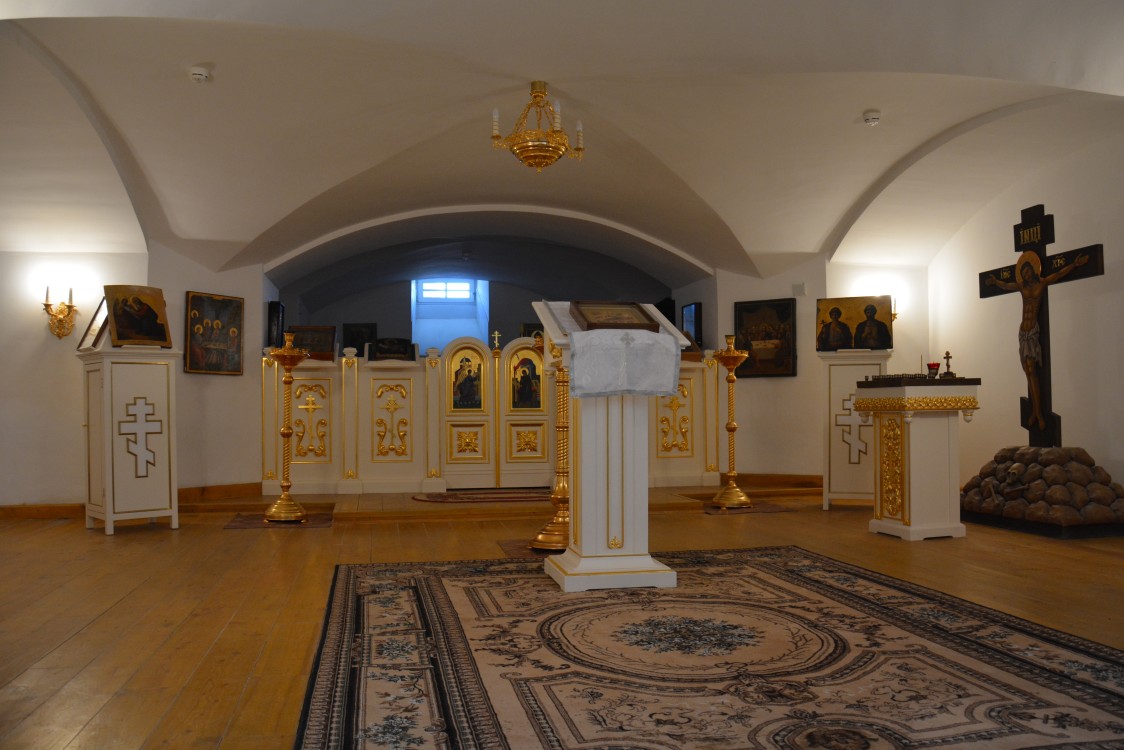 Церковь Смоленской иконы Божией Матери, Поги (Тосненский район, Ленинградская область). интерьер и убранство