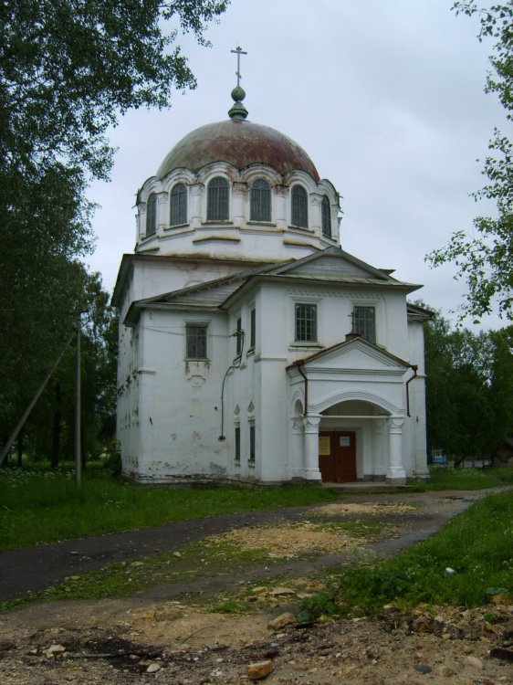 Каргополь. Церковь Троицы Живоначальной. фасады