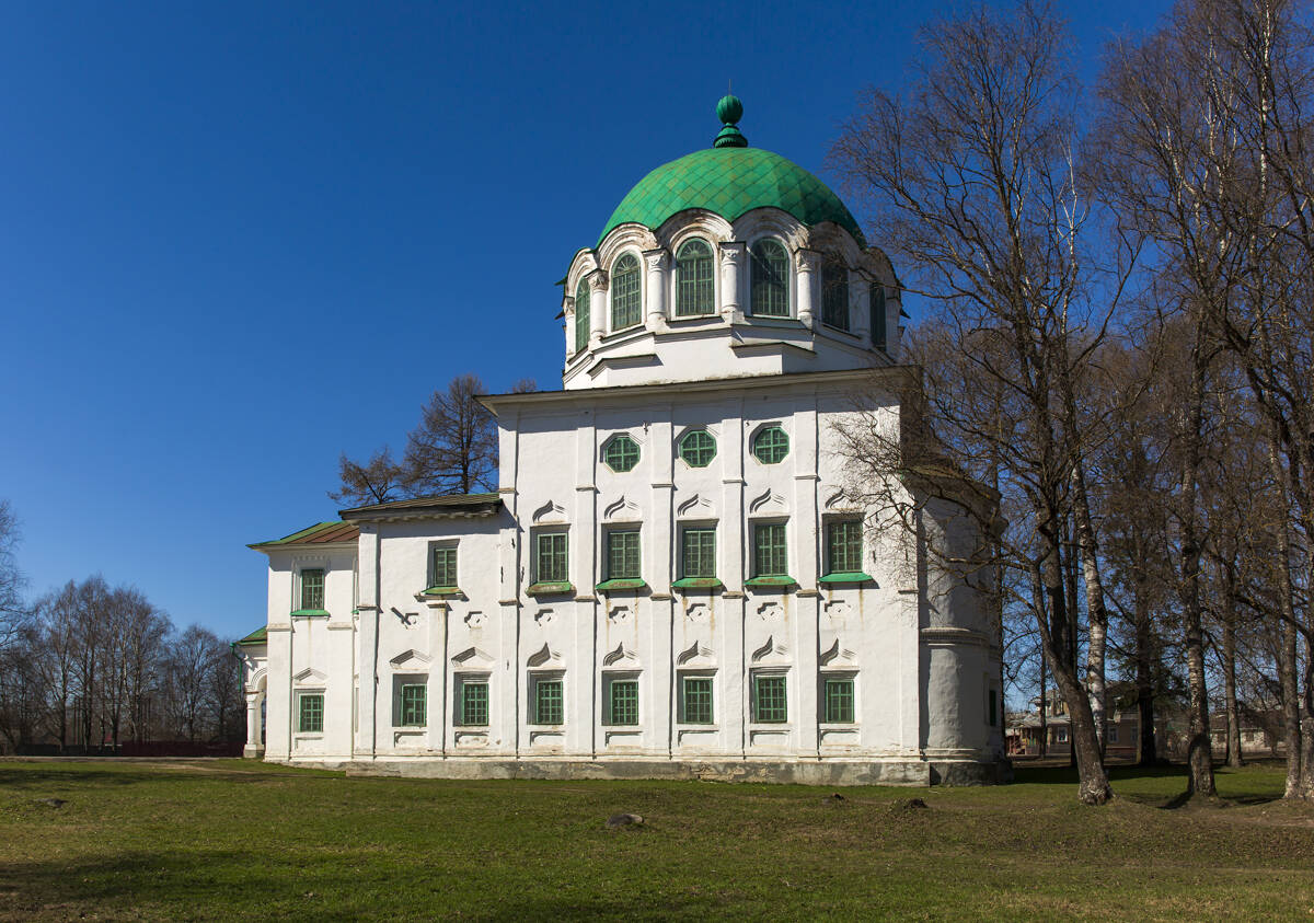 Церковь Троицы Живоначальной, Каргополь (Каргопольский район, Архангельская область). фасады
