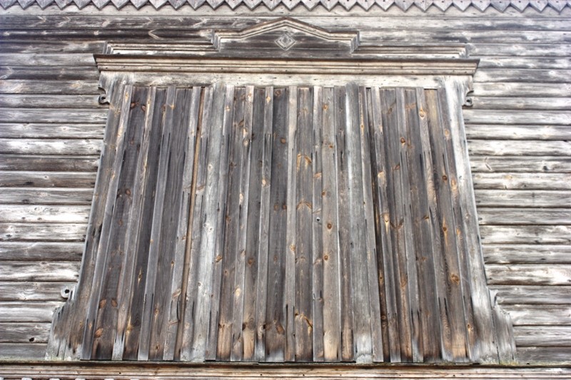 Крапивна. Церковь Михаила Архангела. архитектурные детали, наличник большого окна