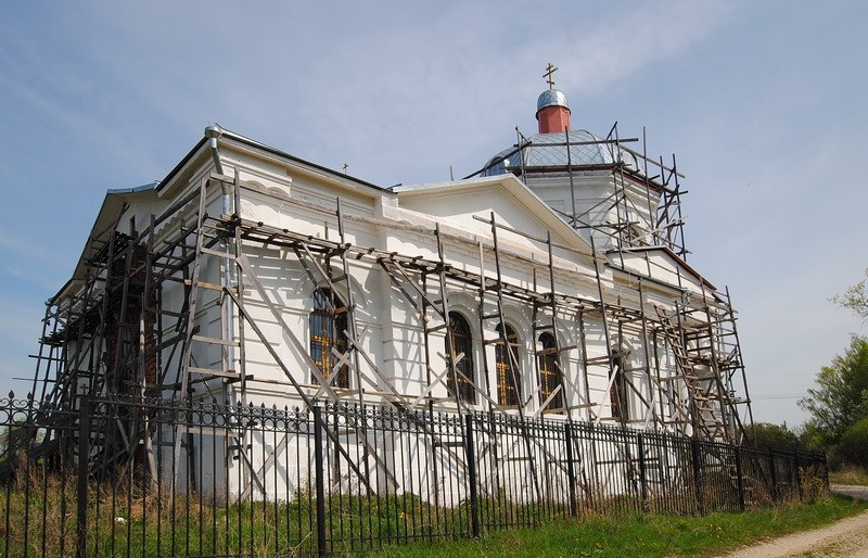 Церковь Покрова Пресвятой Богородицы, Волковичи (Заокский район, Тульская область). фасады