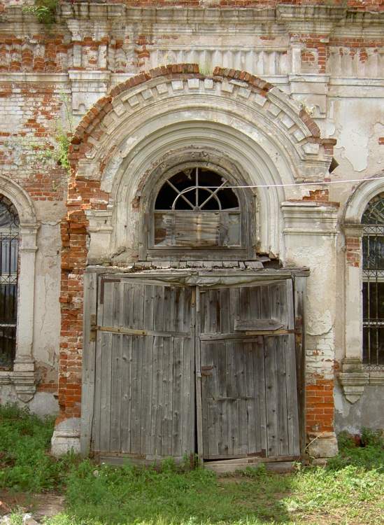 Церковь Воскресения Словущего, Раменье (Шаховской городской округ, Московская область). архитектурные детали