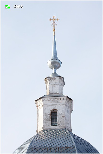 Бавлены. Церковь Богоявления Господня. архитектурные детали, Глава и шпиль основного объема