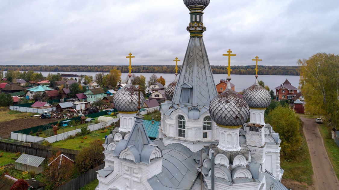 Густомесово. Церковь Успения Пресвятой Богородицы. архитектурные детали