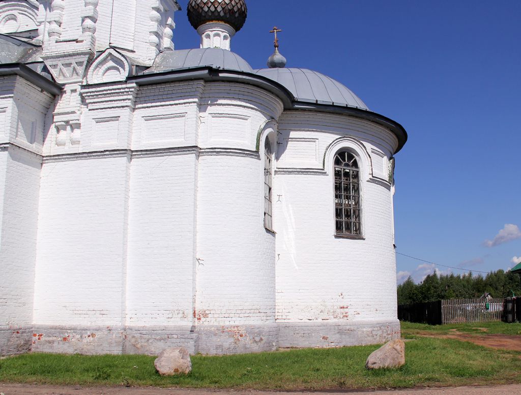 Церковь Успения Пресвятой Богородицы, Густомесово (Красносельский район, Костромская область). архитектурные детали